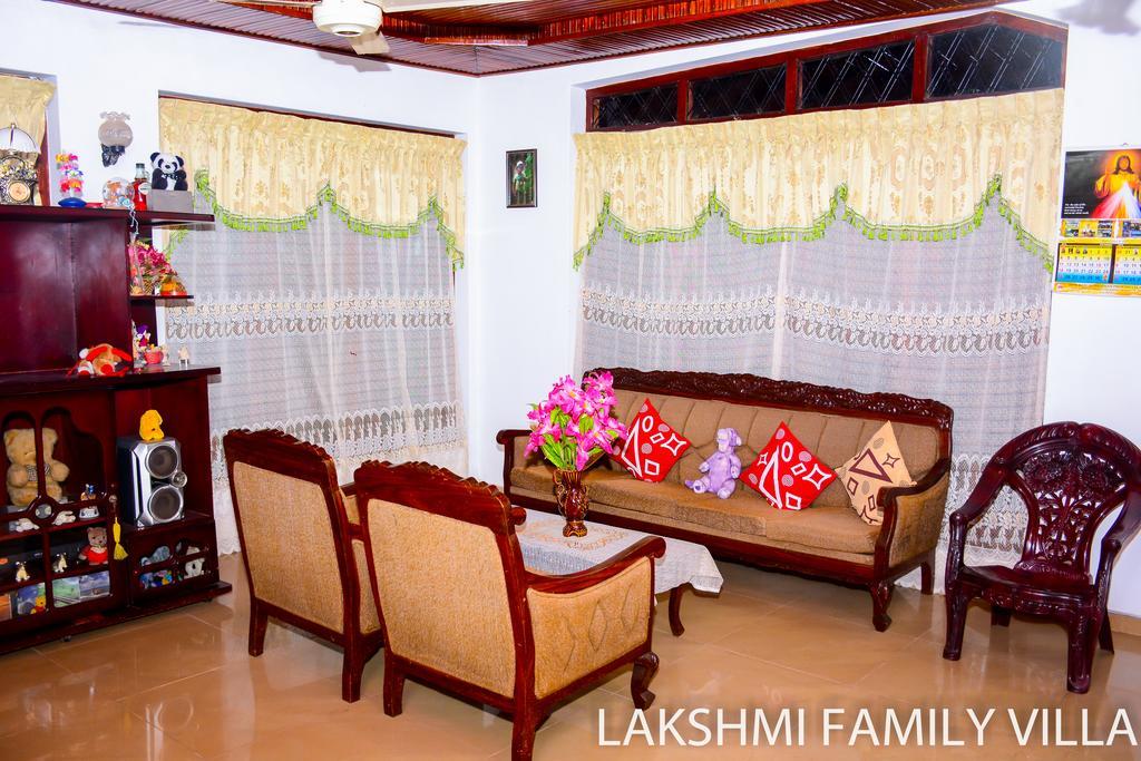 Lakshmi Family Villa Negombo Exterior foto