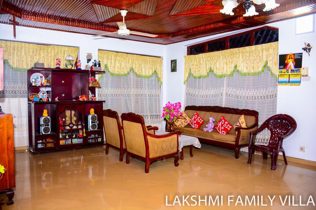 Lakshmi Family Villa Negombo Exterior foto